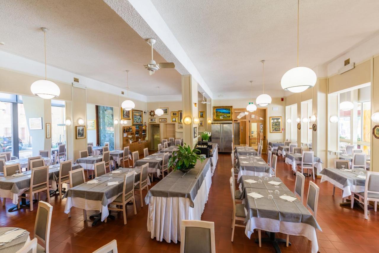 Hotel Splendid Gatteo a Mare Esterno foto