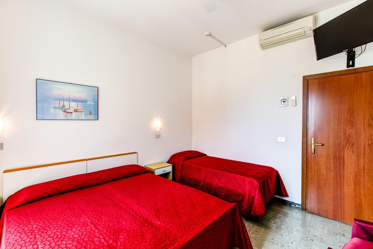 Hotel Splendid Gatteo a Mare Esterno foto