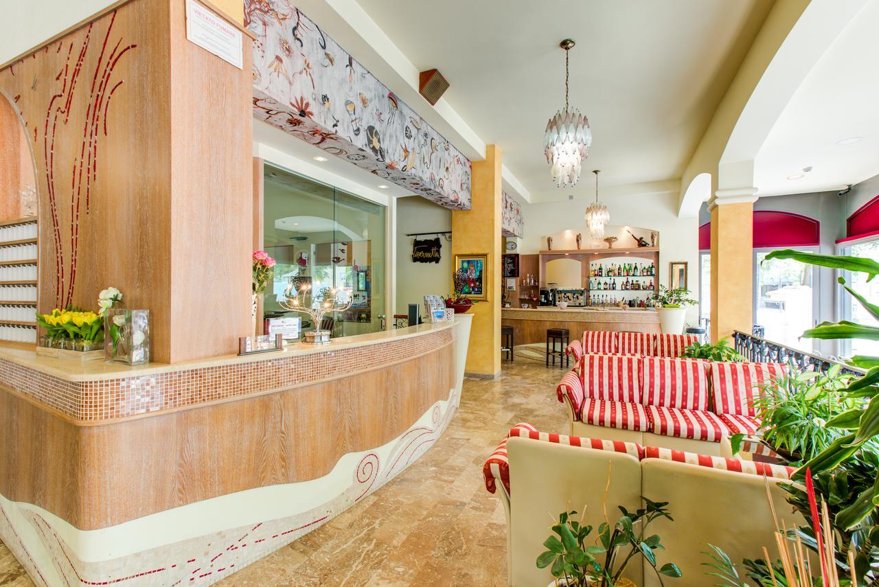 Hotel Splendid Gatteo a Mare Esterno foto
