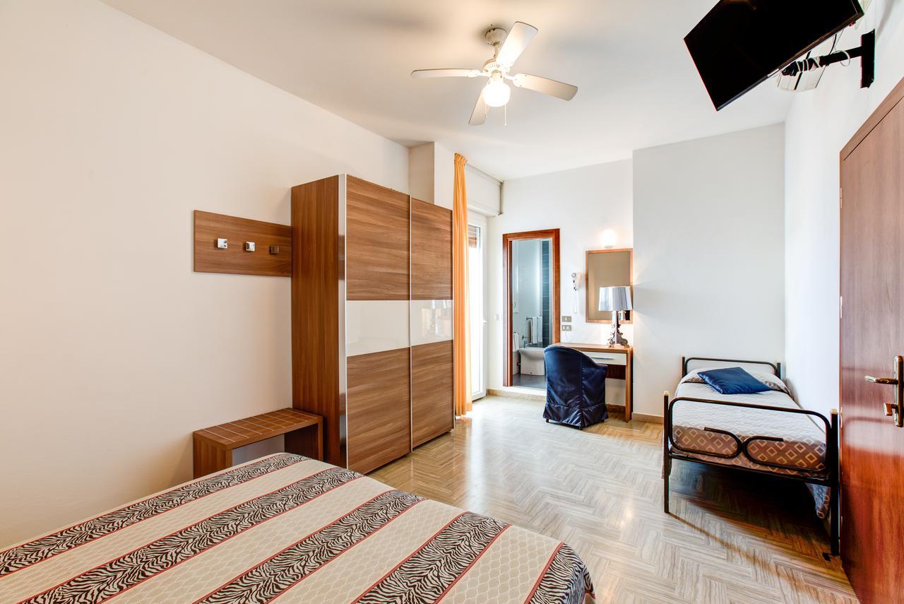 Hotel Splendid Gatteo a Mare Esterno foto