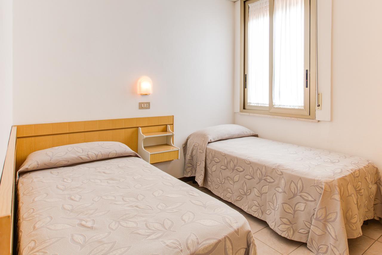 Hotel Splendid Gatteo a Mare Esterno foto